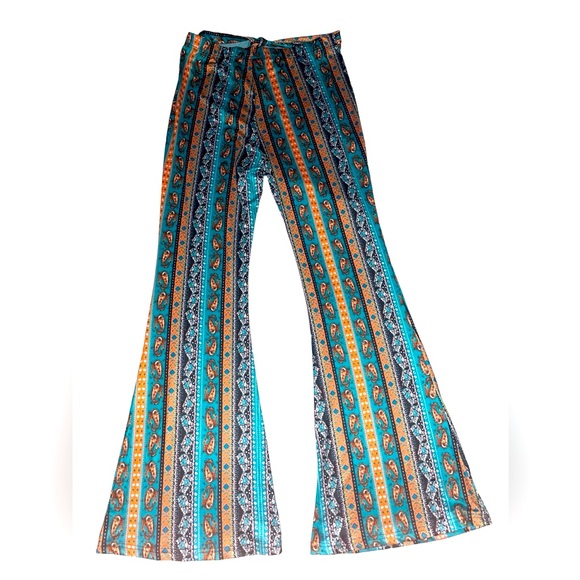 SHEIN Pants - New with tags SHEIN bell bottoms